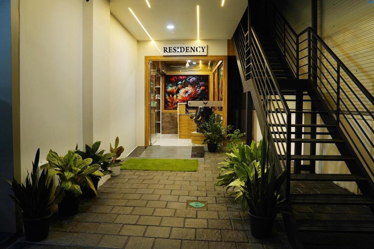 Universal Residency Perumpāvūr Dış mekan fotoğraf